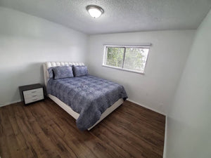 Cozy one bedroom in mid City w/2parking and yard